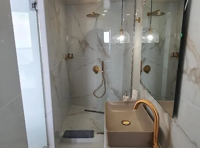 Caldera's Majesty אימרוביגלי